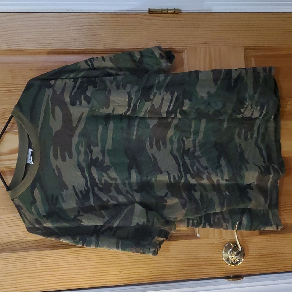 Camo t shirt
